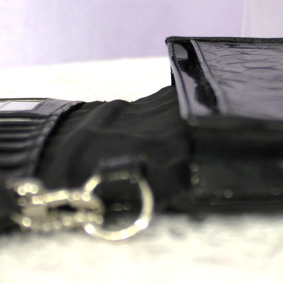 Coach Black Patent Leather Embossed Signature C Heart Logo Wristlet Wallet - Picture 8 of 8